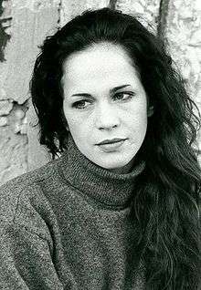 Hebrew: אלונה קמחי