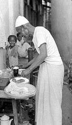 COLLECTIE TROPENMUSEUM De Arabische wijk te Soerabaja Java TMnr 10013607.jpg